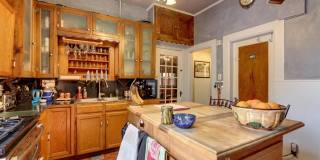 Bungalow in Desirable Highlands! Location Matters! Gallery 17