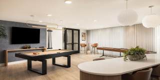 Azur Gallery 17