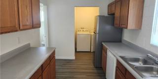 2700 BASSWOOD Avenue Gallery 3