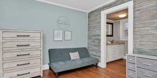 Walkable State Street Gem in the Heart of West Columbia Gallery 25