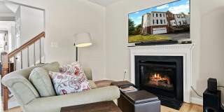 670 MCLEARY Square SE Gallery 16