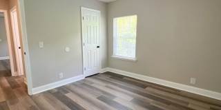 Charming Remodeled Home Off Madison Street Gallery 32