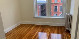 Great 3.5 Bed in Brighton - Green Line Gallery 13
