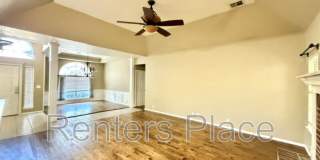 204 North Magnolia Court Gallery 4