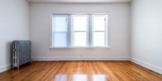 5001 W Adams St Gallery 18