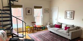 Charming 2bed/2bath in Portland’s West End! Gallery 1