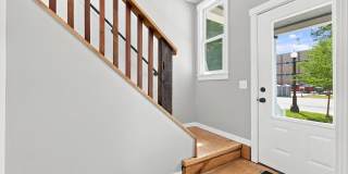1016 W Washington Boulevard Gallery 5
