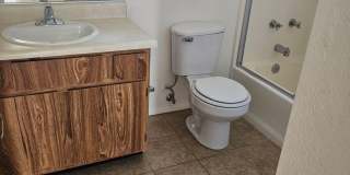 Unfurnished Condo Long Term Gallery 17