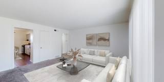 London Towers Gallery 34