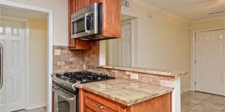 407 E 45th St Apt 210 Gallery 5