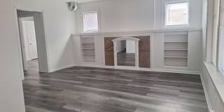 320 W 16th St Gallery 3