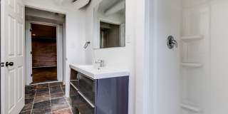 955 E Warrington - Fully Renovated Units in Pittsburgh's Coolest Neighborhood! Gallery 7