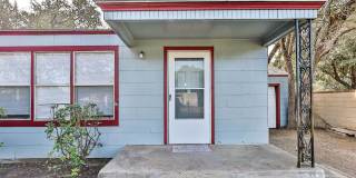 2 Bedroom, 1 Bath Home in the Medical District Gallery 1