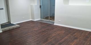 2321 N. Greenview Gallery 1