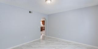 3388 GLENN HOLLOW Court Gallery 8
