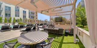 Halcyon House Gallery 29