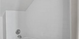 2610 Dupont Avenue S Gallery 21