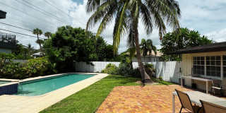 300 NE 7th Street Gallery 13