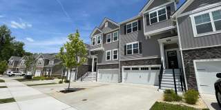 Wren | 3 Bed 2.5 Bath | Garage | 1729 sf | $2831 - $3114 | 8, 9, 10, 12, 14, and 15 month lease terms Gallery 81