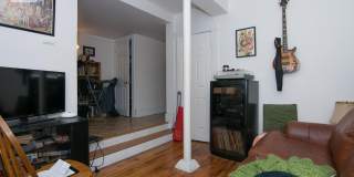Nice 1 bed in Allston Gallery 5