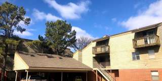 1800 W. Lakeview Gallery 1