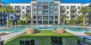 Avere Southside Quarter Gallery 2