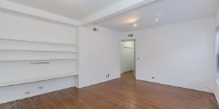 727 West Cornelia Gallery 3