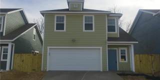 2413 SW Arbor Road Gallery 1