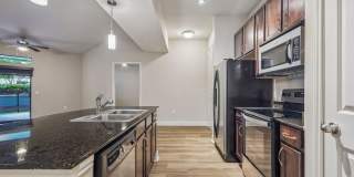 Aston Post Oak Gallery 21
