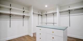 4732 Del Moreno Drive Gallery 48