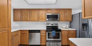 Beautiful Furnished Riverfront Condo Beautiful Furnished Riverfront Condo Gallery 7