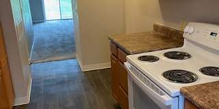 River Walk Apartments Gallery 5