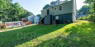 2874 Blount Street Gallery 9