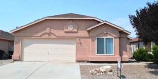 Lovely 3 bedroom home in convenient location. Gallery 1