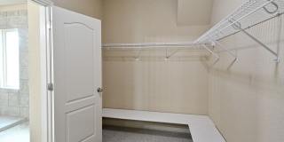 345 Green Heron Gallery 21