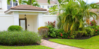 ***OLD NAPLES ***NEW PICTURES TO COME***FULLY FURNISHED RENTAL***WALK TO THE BEACH*** Gallery 71