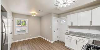 600 Frasier Street SouthEast Gallery 7