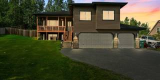 Great home for multi generational living, roommates or even assisted living! House on a hill in Victoria Estates with 6 spacious Bedrooms, 3 full bathrooms, 3 car garage and over 2500 square feet of living space!! Gallery 1