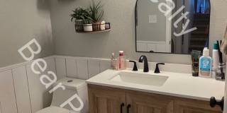 5605 Bluff Pl Gallery 27