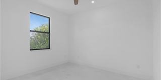 2001 NW 25th Avenue Gallery 23