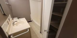 AVAILABLE September 1st- 4 Bed 3 Bath w/ Spacious Back Deck - SHORT TERM LEASE TILL END OF APRIL Gallery 9