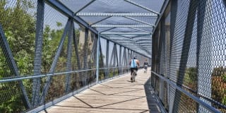 Eaves Creekside Gallery 25