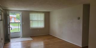Tenant Ready!  1 Bedroom Home in Beverly Hills Gallery 1