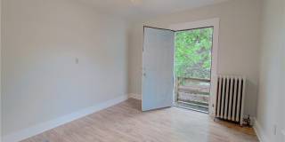 251 Williams Street Gallery 13