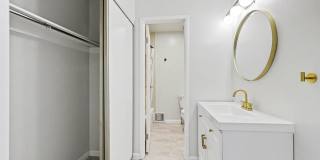 Spacious 2Bed/2.5Bath Townhouse in Central Denver Gallery 19