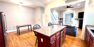 1522 Barron Street Gallery 12