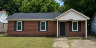Check out this Beautiful 3 bed 1 bath home Gallery 1