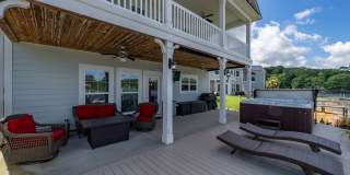 Rare Lake Murray rental located in Lexington! Fully Furnished 6 month lease Gallery 32