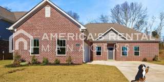 NEW CONSTRUCTION - Spacious Sifford Plan with Three Car Garage! Gallery 1