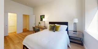 The Atrium on Commonwealth Gallery 31